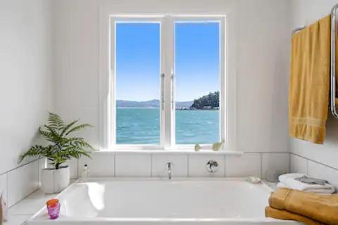 Seaglass Cottage Lower Hutt Eksteriør bilde